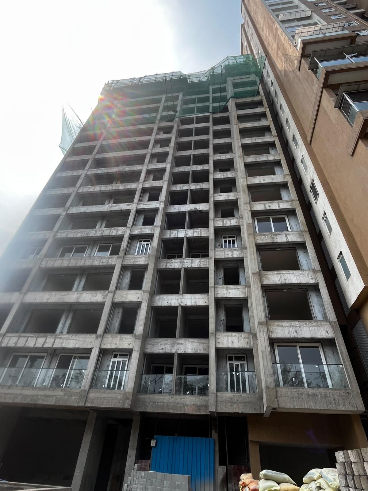 Parth Lake View, Airoli – 2 & 3 BHK flats Starting @ ₹1.50 Cr