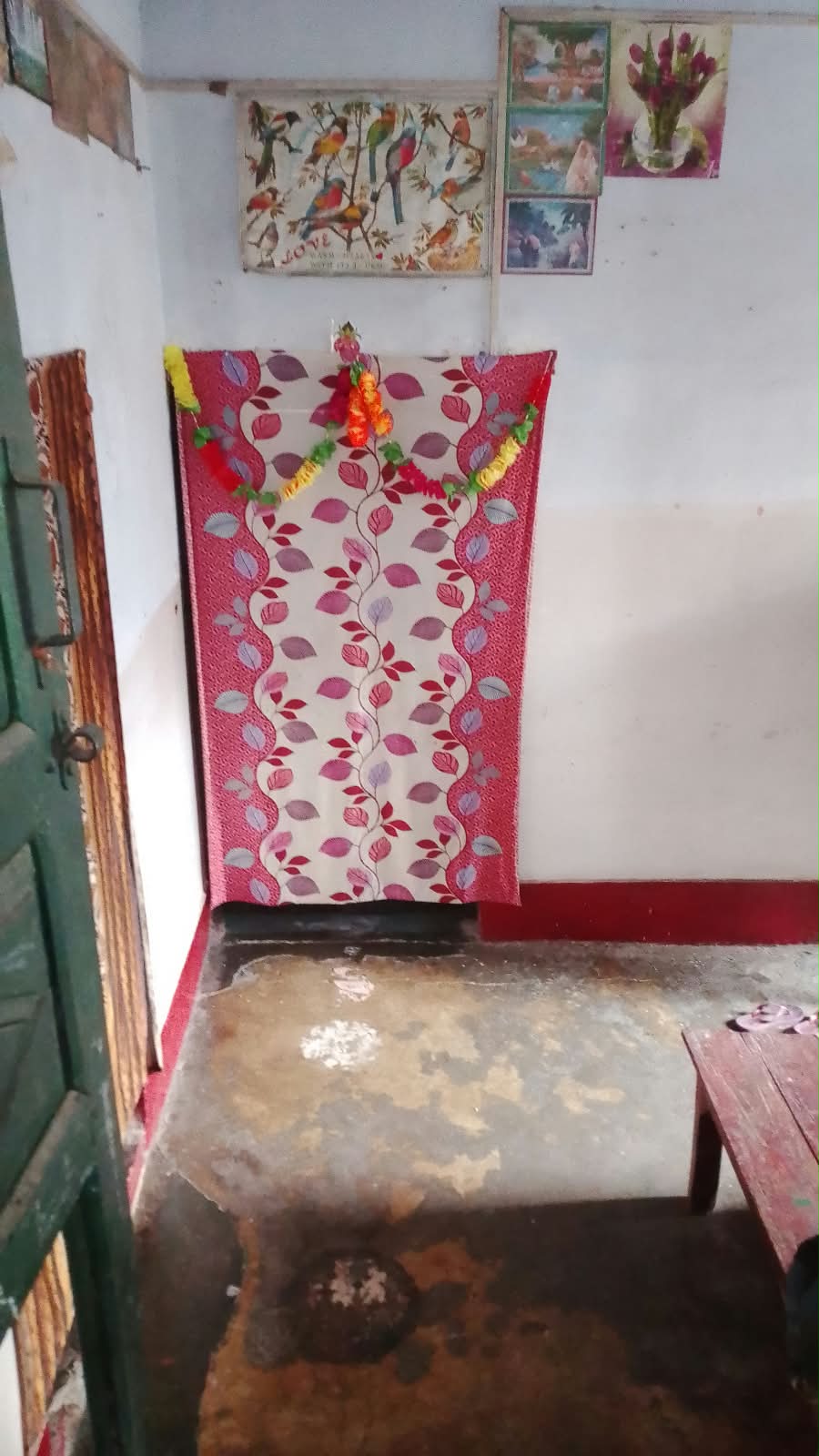 Old House for Sale in Khadra Chungi, Lucknow - Home Starting @ ₹45 Lac*