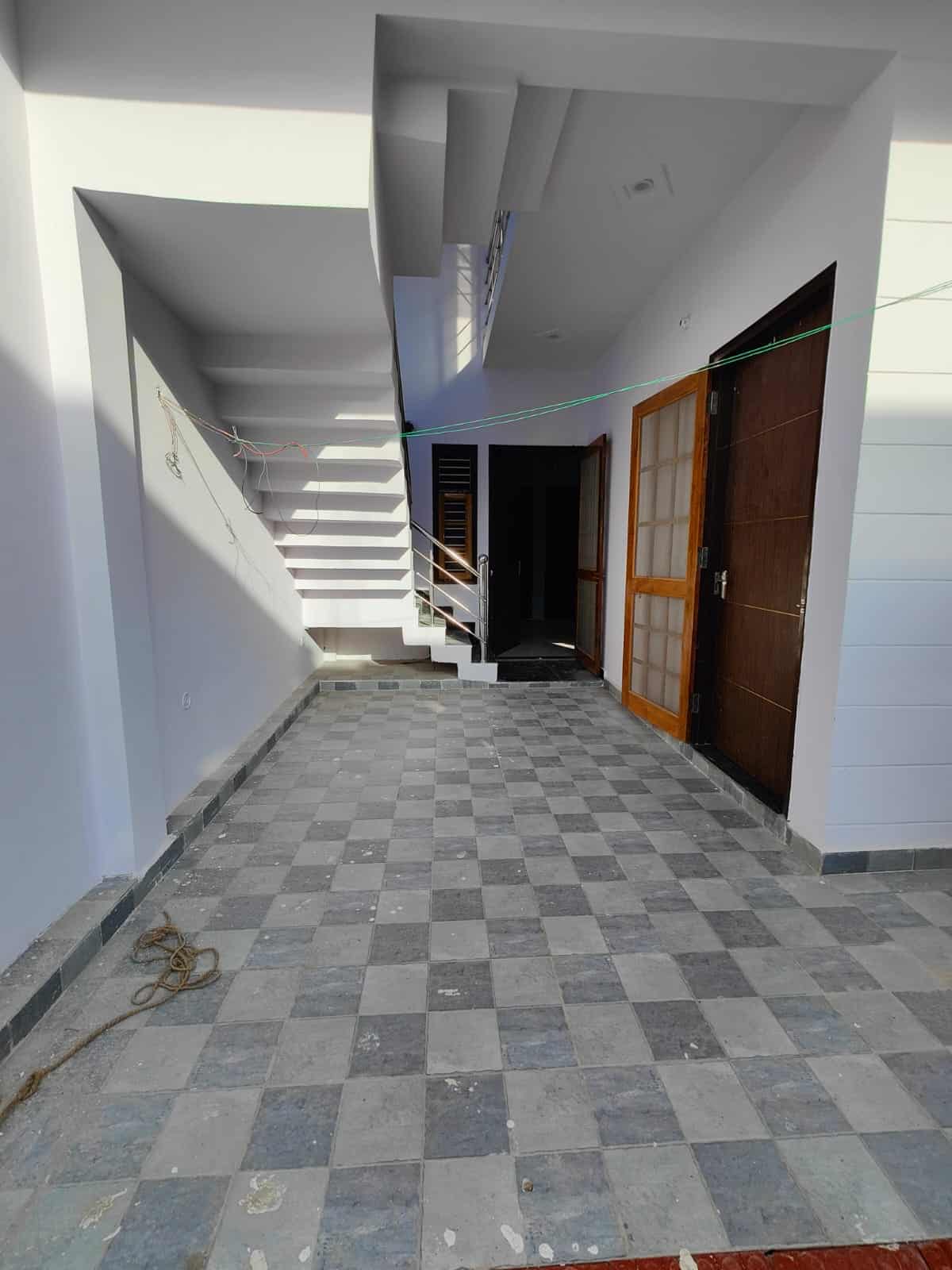 Luxury House/Villa for sale in Lucknow Gomti Nagar